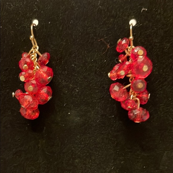 Pink Beaded Cluster Earrings - Picture 2 of 3